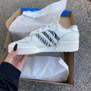 Adidas Classics🔥
